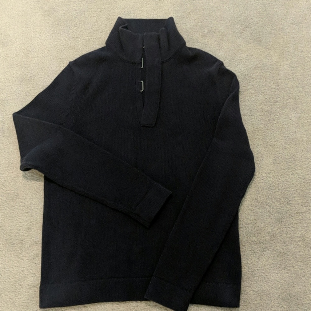 Stylish Men's Small Banana Republic sweater